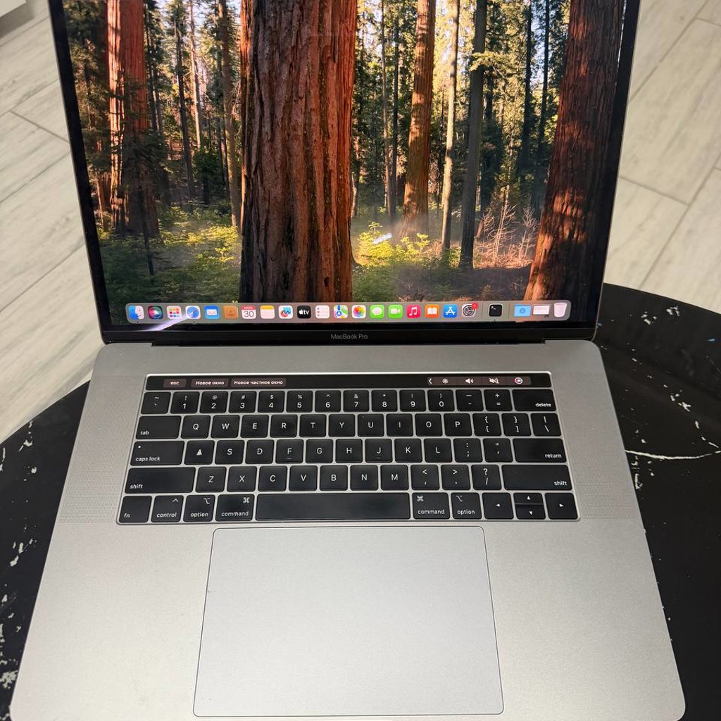 MacBook Pro 15” (2018)