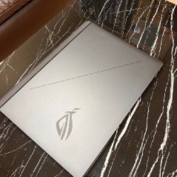 Игровой ноутбук Asus ROG Strix G18 - фото 2