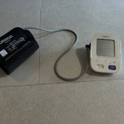 Автоматический тонометр Omron M3 Comfort - фото 3