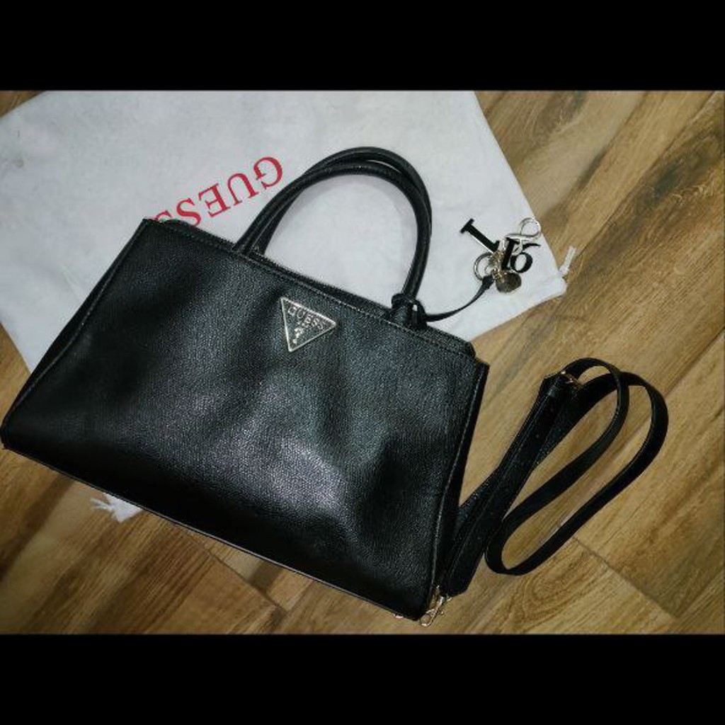 Сумка Guess