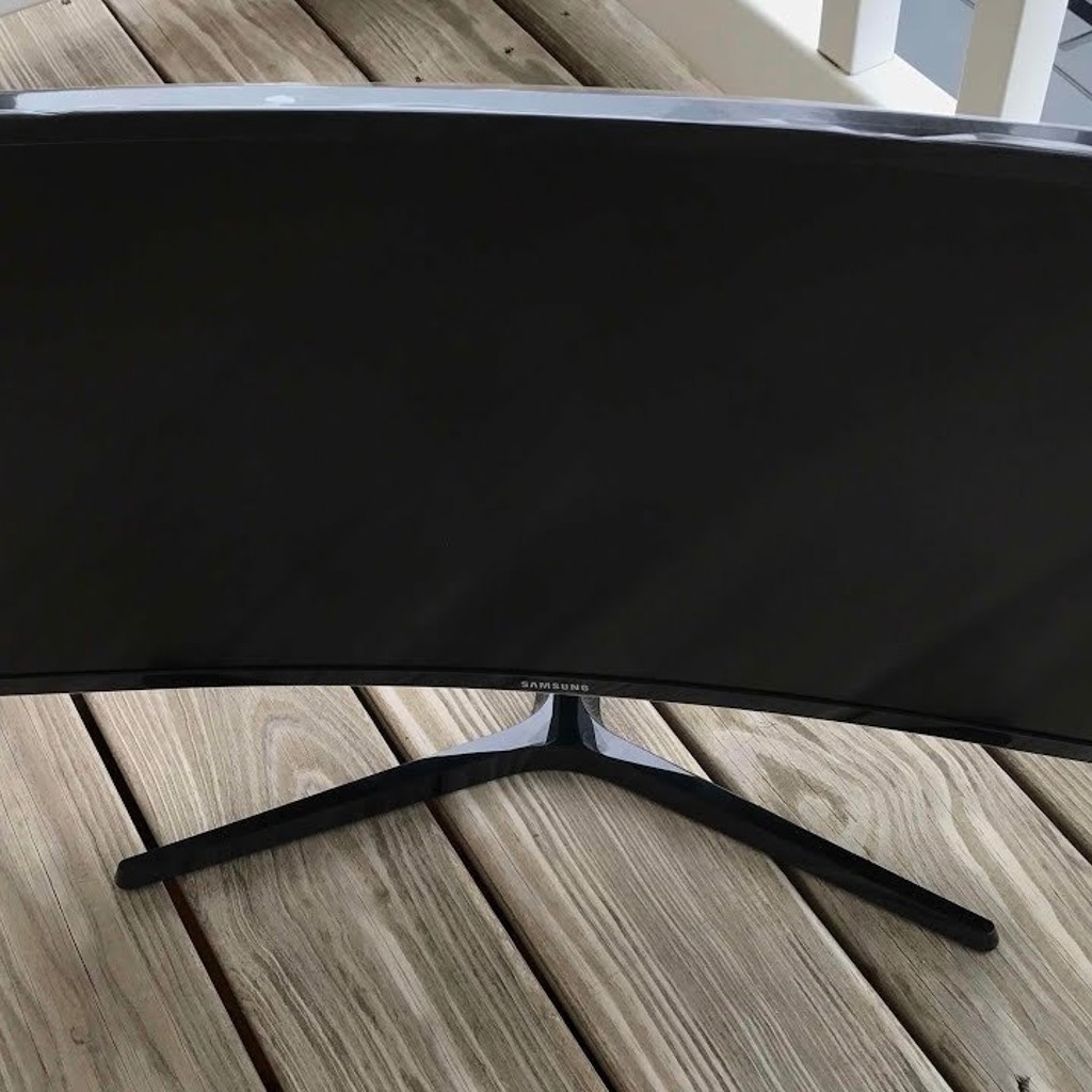 Монитор Samsung 27 дюймов