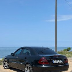 Mercedes Benz E270 CDI - фото 5