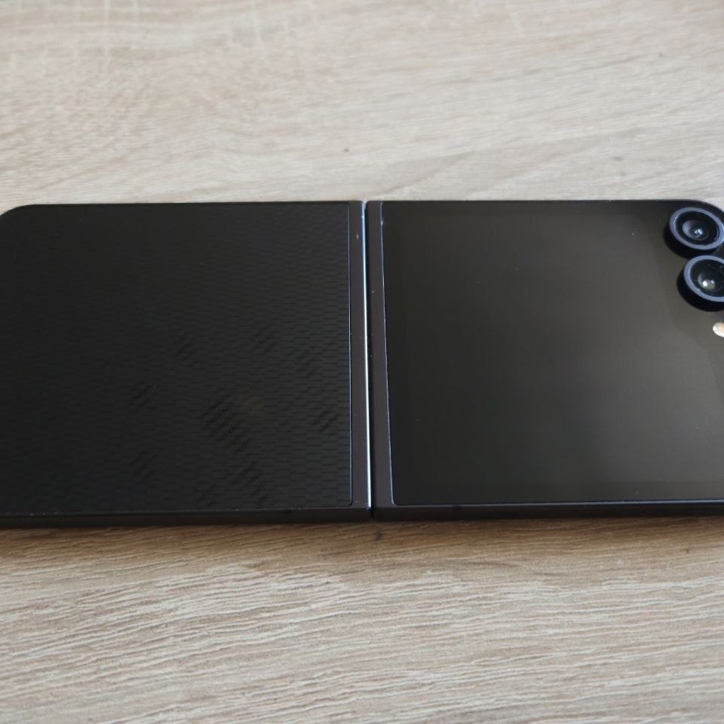 Samsung Galaxy Z Flip 6