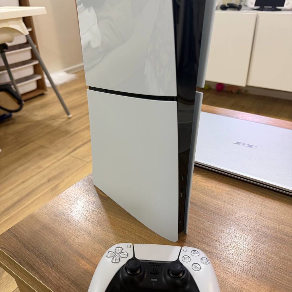 PlayStation 5 slim disc version matovi