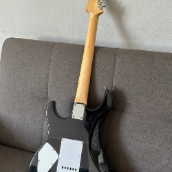 Электрогитара Yamaha Pacifica 112J - фото 5