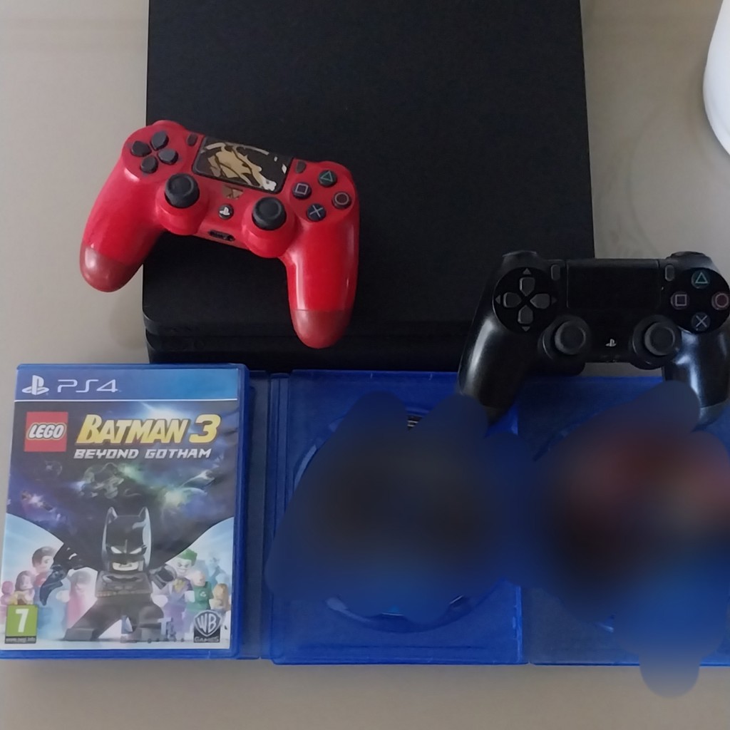 Playstation 4 Slim
