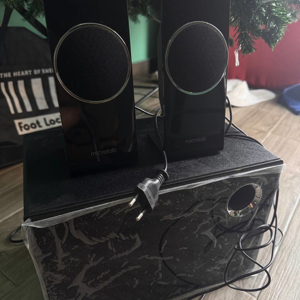 Microlab колонка