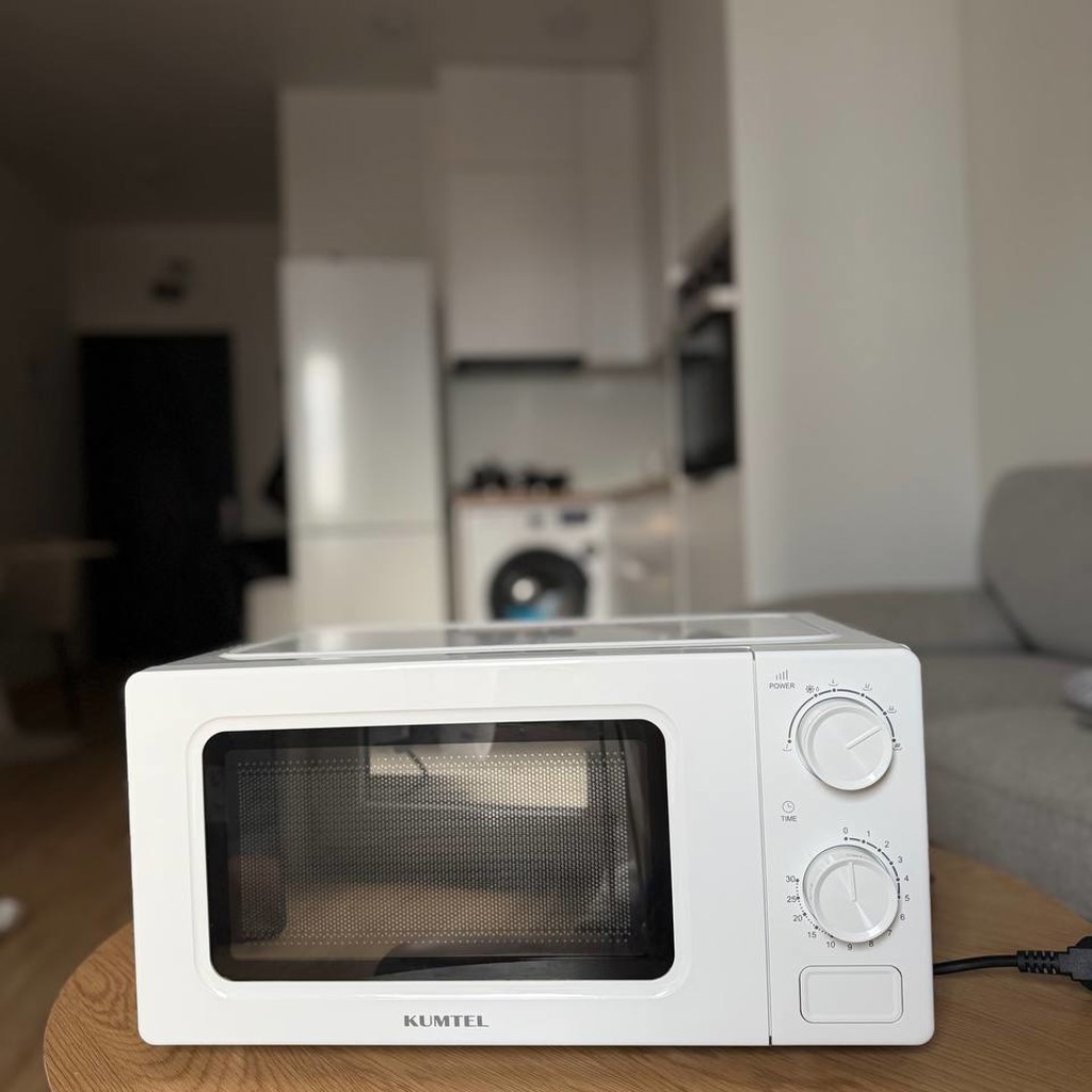 Микроволновка KUMTEL