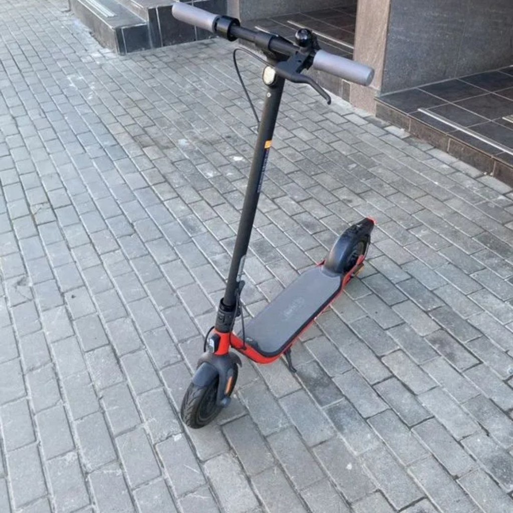 Электросамокат Ninebot D28