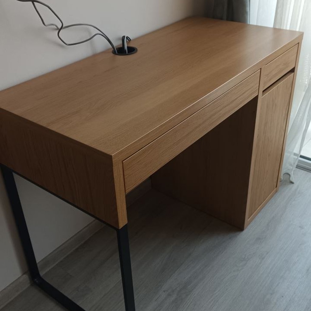 Стол IKEA Micke
