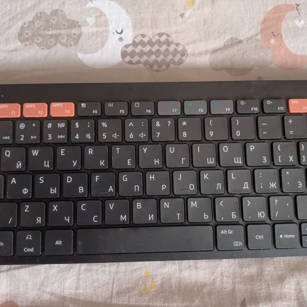 Samsung Smart Keyboard Trio 500