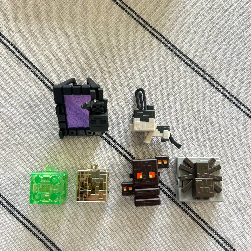 Kinder joy Minecraft