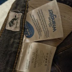 Джинсы Wrangler W32 L32 - фото 2