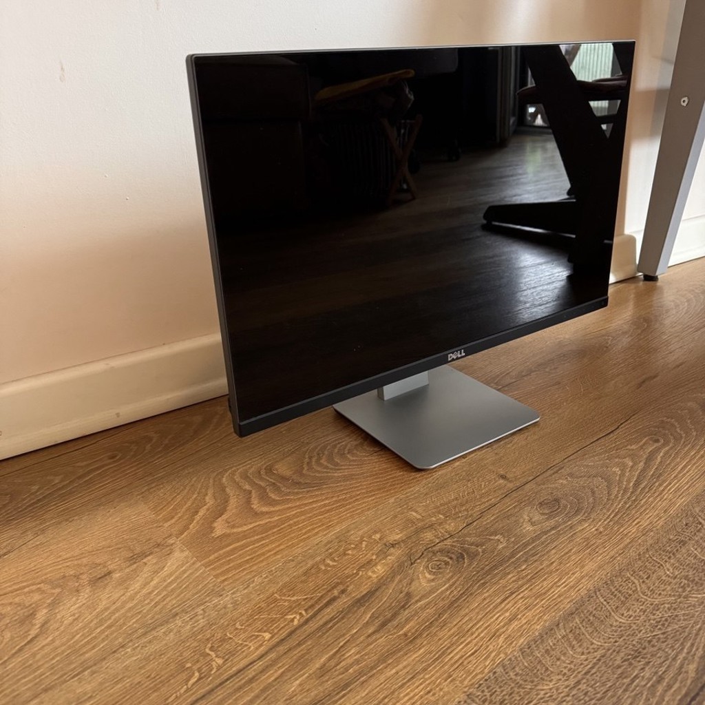 Монитор Dell 24' S2415H