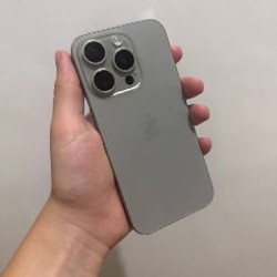 Iphone 16 pro - фото 2