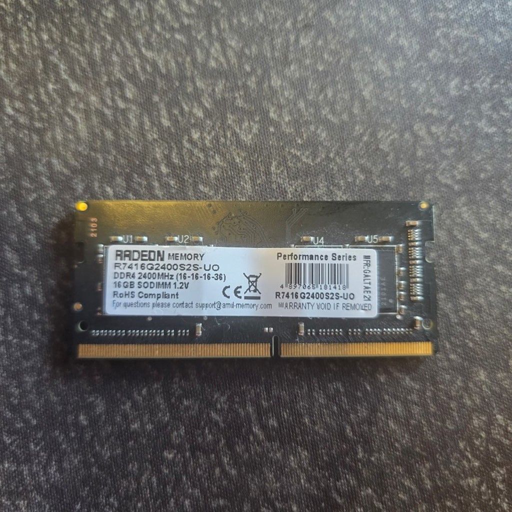 Модуль памяти SO-DIMM DDR4