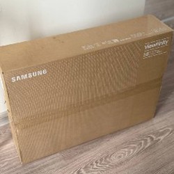 Монитор Samsung ViewFinity s8 - фото 2