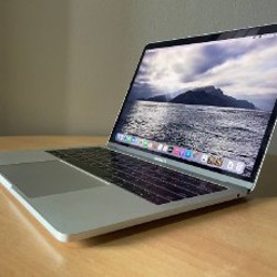 MacBook Pro 2017 Silver - фото 3