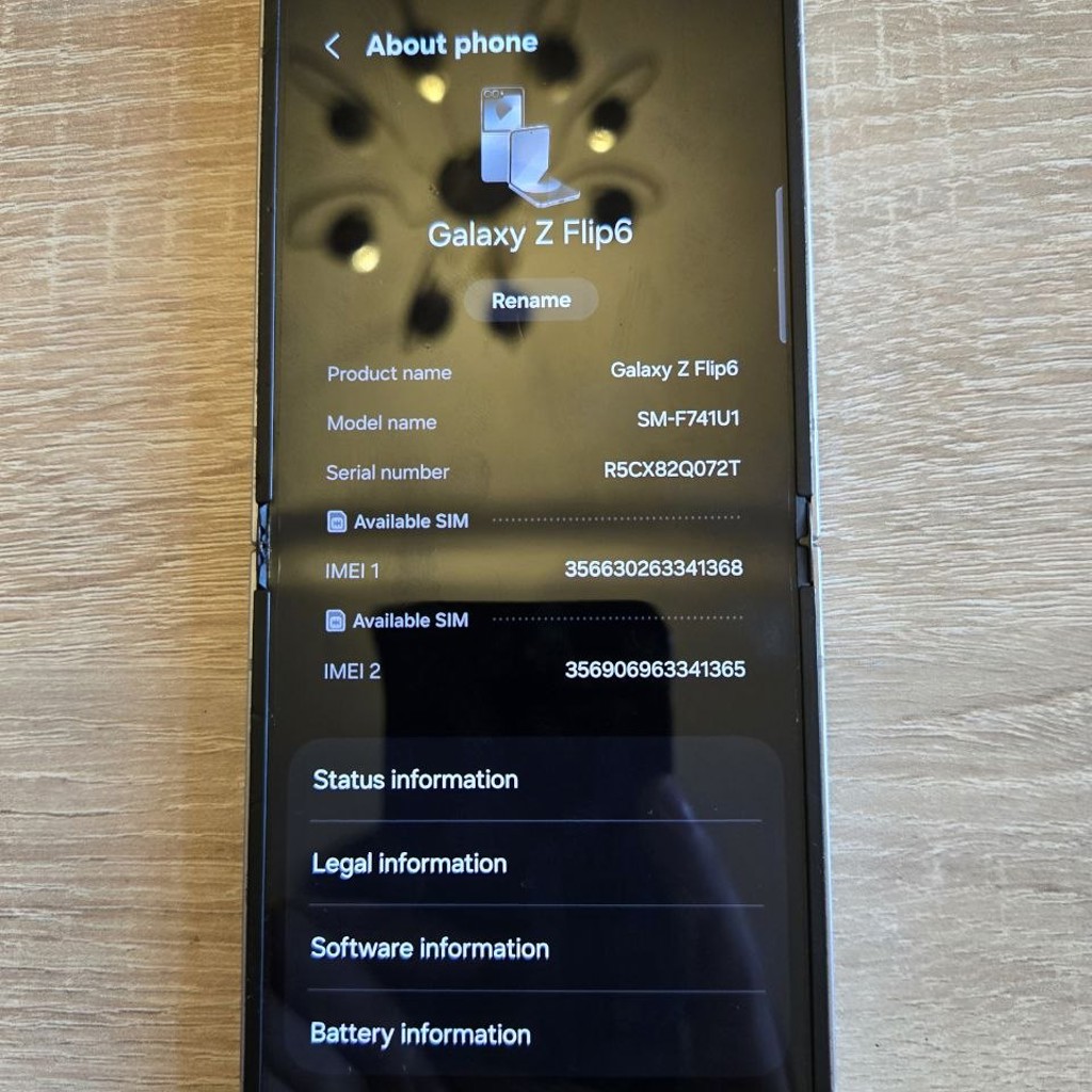 Samsung Galaxy Z Flip 6