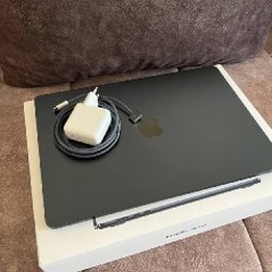 MacBook Air 15 дюймов - фото 3