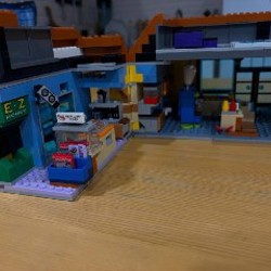 Lego 71016 The Kwik-E-Mart - фото 2