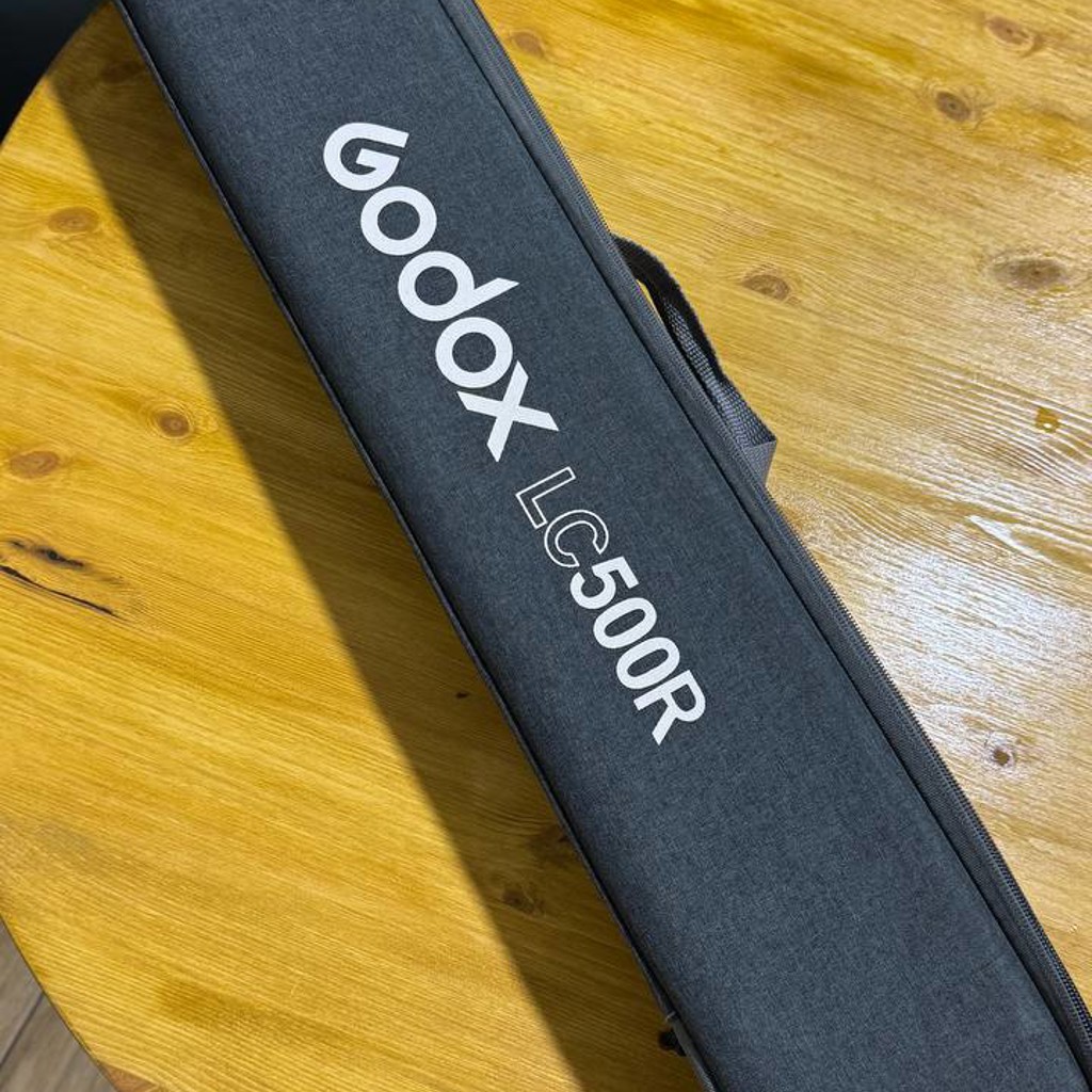 Свет палка Godox LC500R