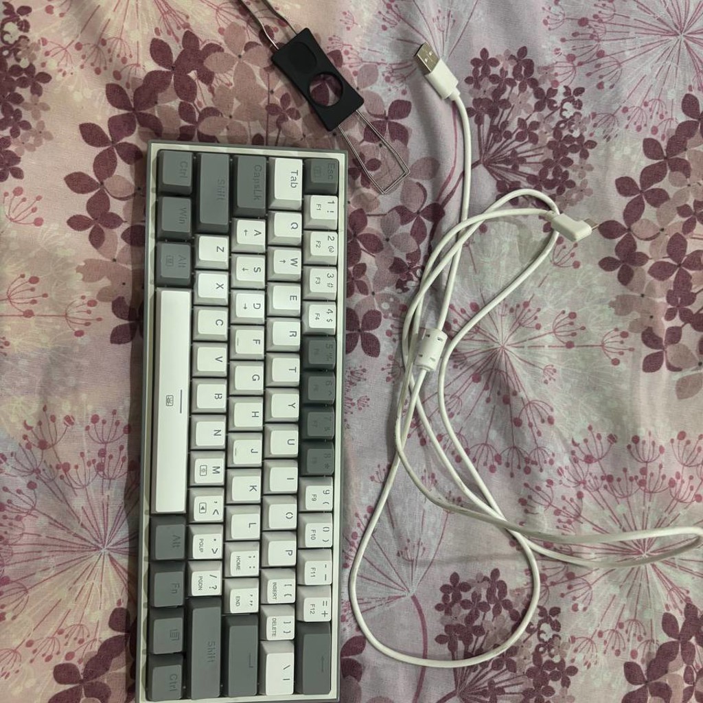 Игровая механическая клавиатура Redragon Fizz RGB