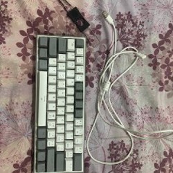 Игровая механическая клавиатура Redragon Fizz RGB - фото 1