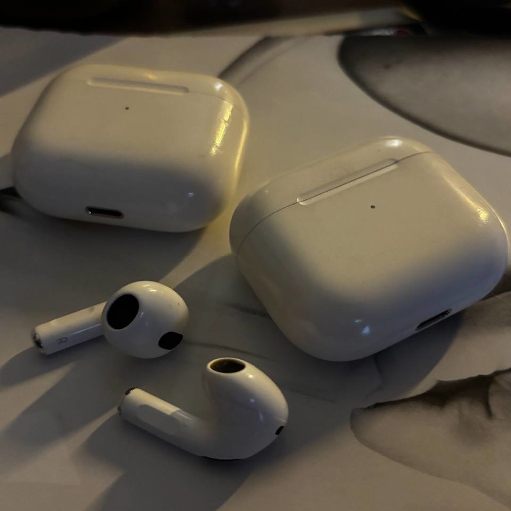 AirPods 3