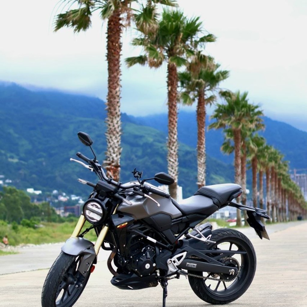 Honda CB300R 2024