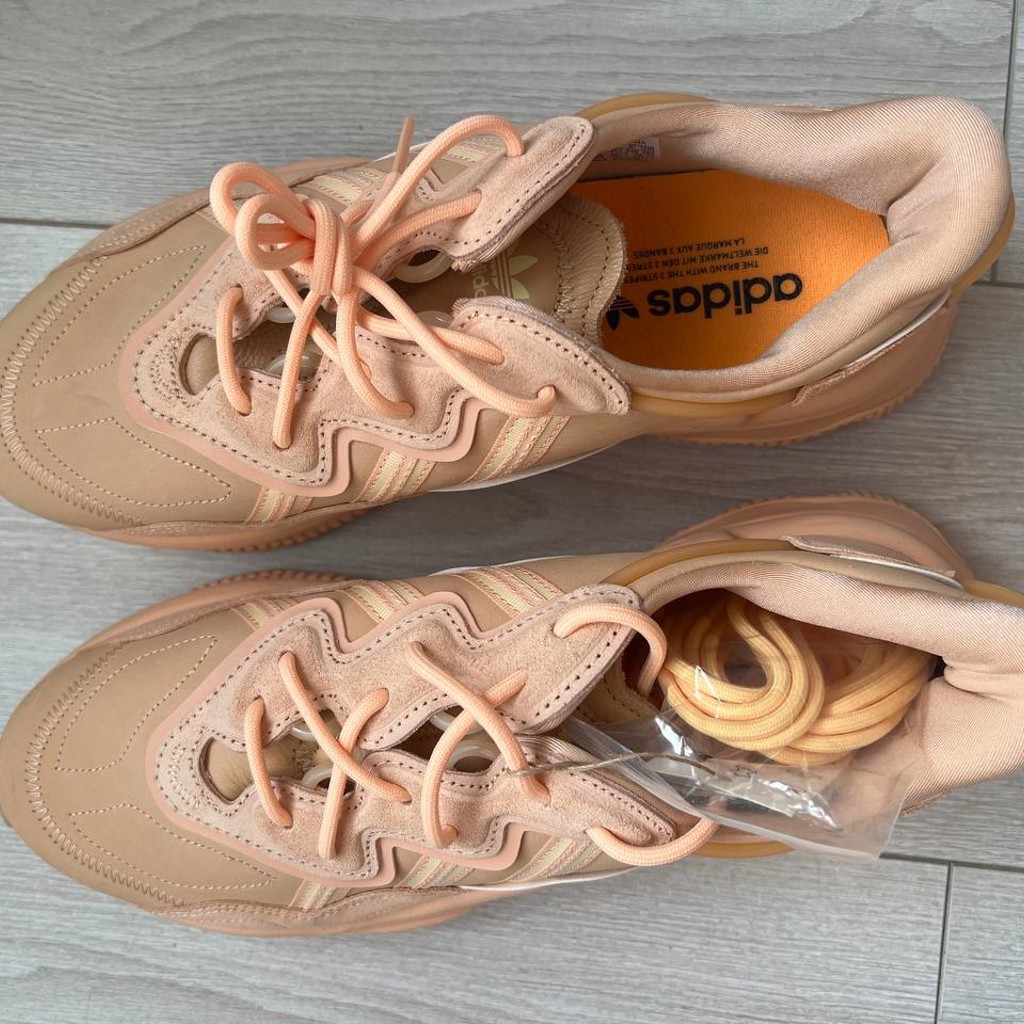 Adidas Ozelia Sand