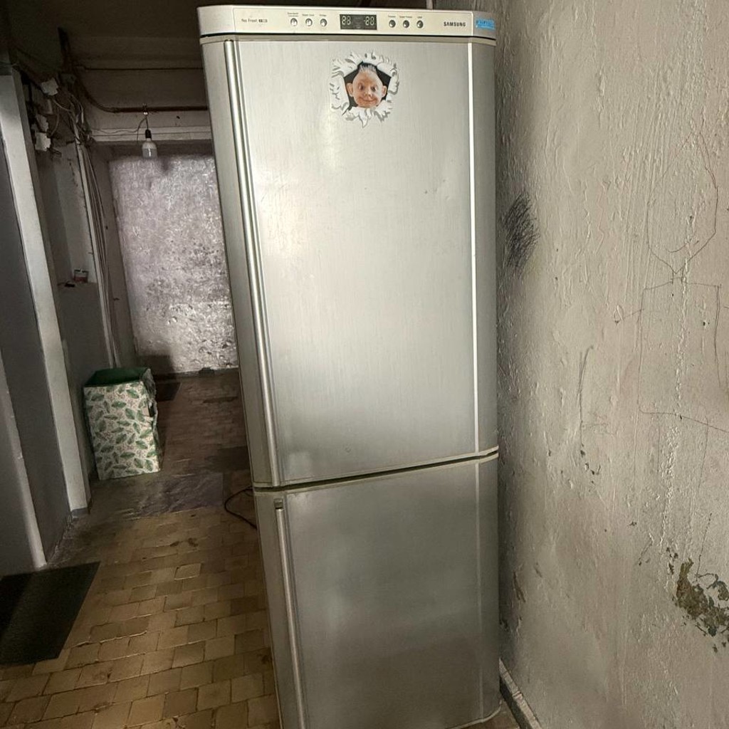 Холодильник Samsung