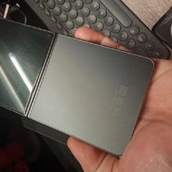Samsung Galaxy Flip 7 - фото 2