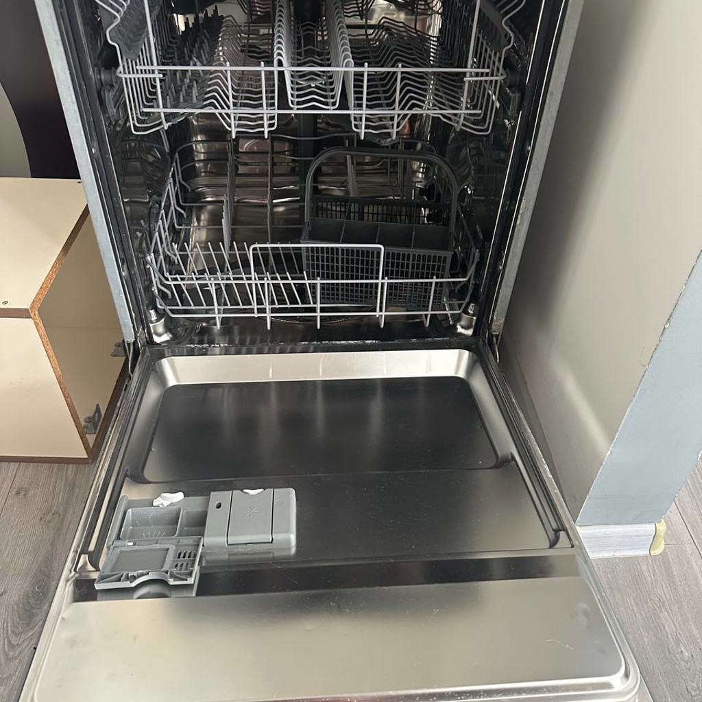 Посудомойка Electrolux