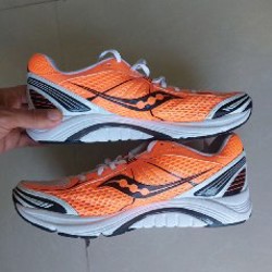 Беговые кроссовки Saucony ProGrid Mirage - фото 2