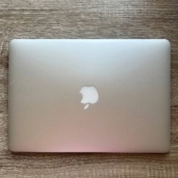 MacBook Air 13' (2017) - фото 2