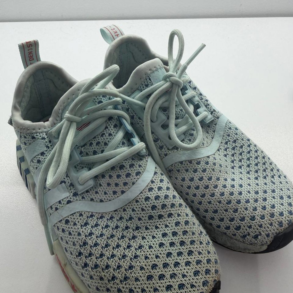 Adidas кроссовки