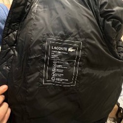 Чёрная лёгкая куртка Lacoste - фото 2