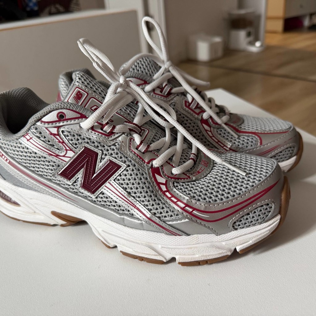 Кроссовки NB
