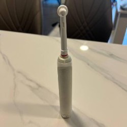Зубная щетка Oral-B Braun Genius X Limited Edition - фото 2