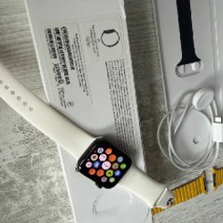 Apple Watch SE 44mm - фото 4