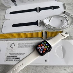 Apple Watch SE 44mm - фото 6