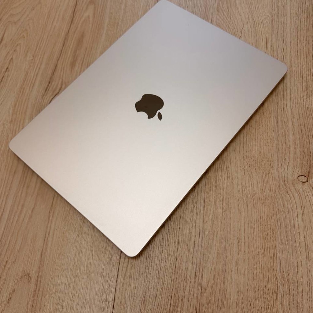 MacBook Air M2