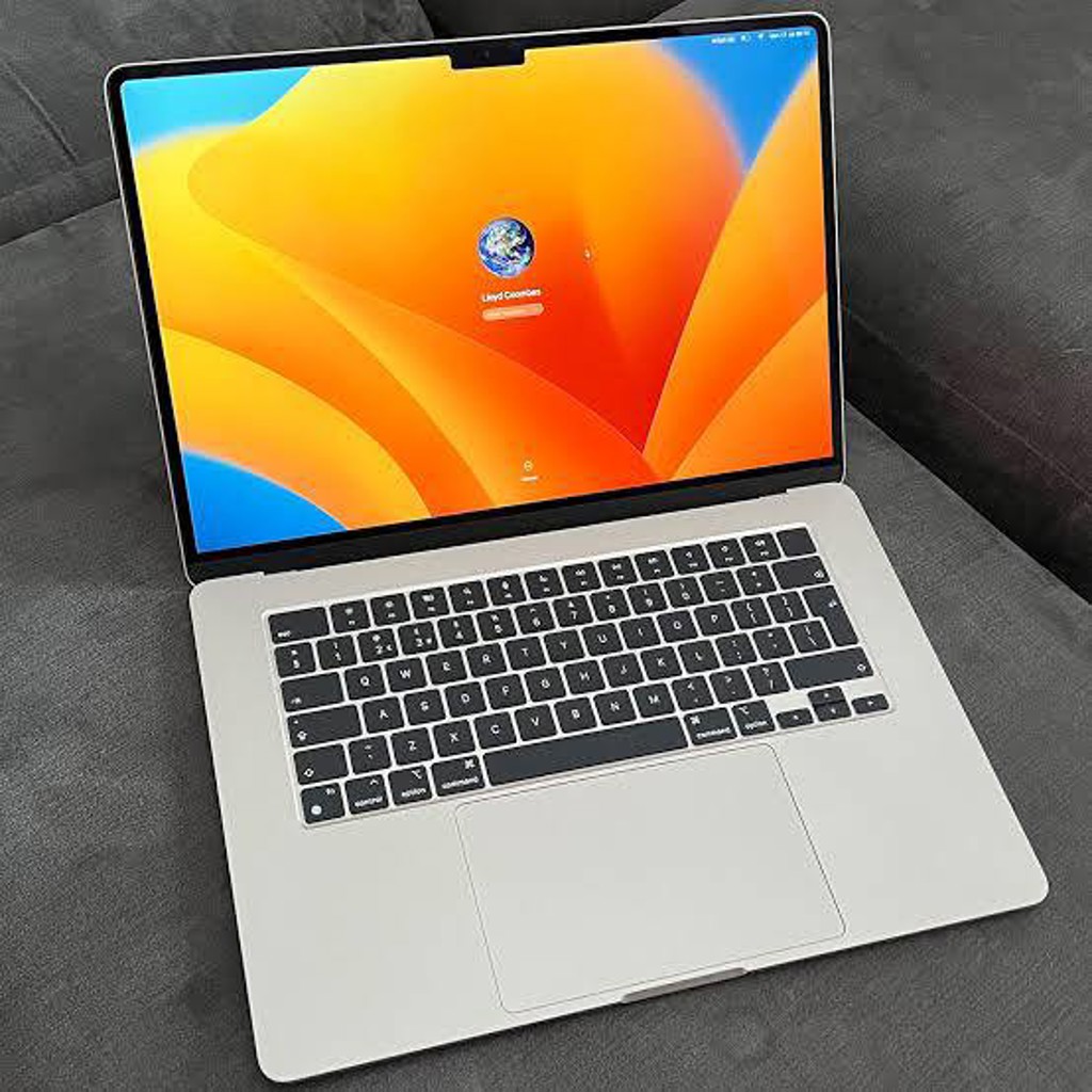 MacBook Air 15' M2 (2023)