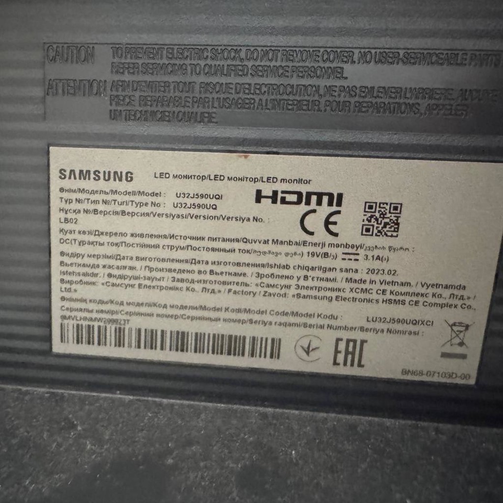 Монитор Samsung 32″ 4K