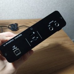 Аудиоинтерфейс Behringer U-Phoria UMC22 - фото 8