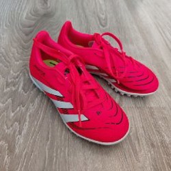 Футбольные бутсы adidas Predator - фото 1