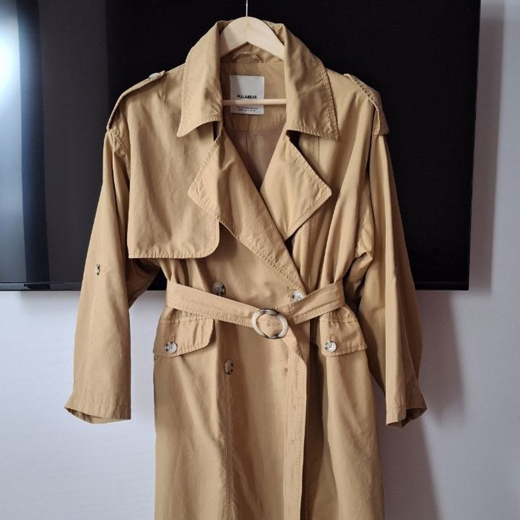 Плащ pull&bear