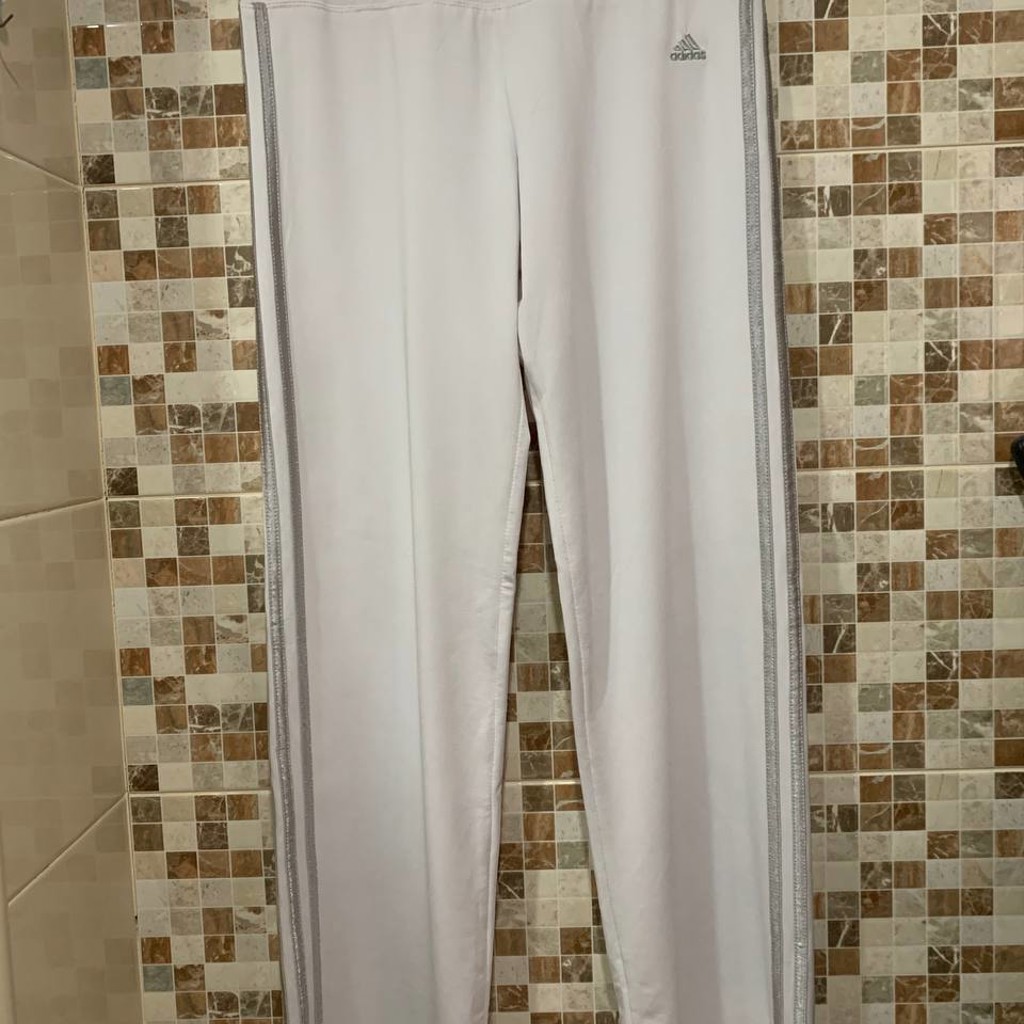 Кроссовки Adidas