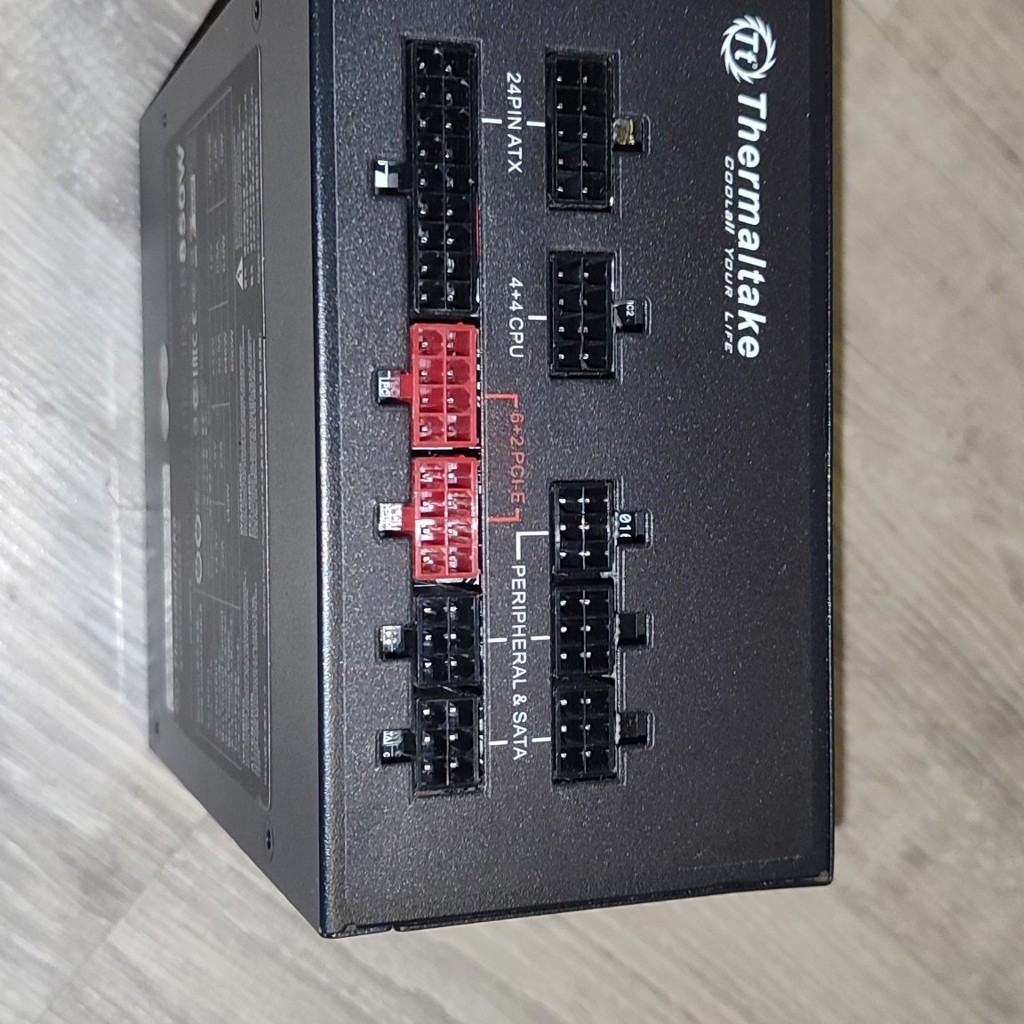 Блок питания Thermaltake 850w bronze